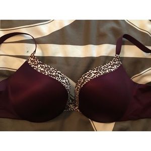 Victoria’s Secret push up bra